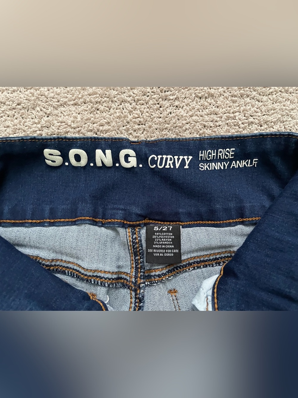 Jeans - Picture 3 of 6